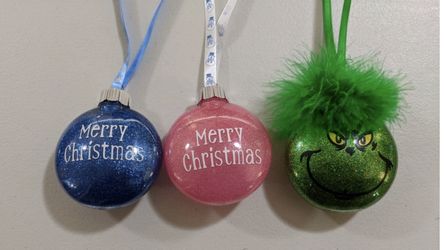 Personalized Holiday Ornaments ❤️