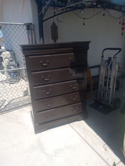 5-drawer dresser