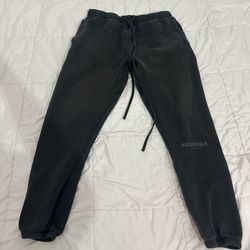 fear of god essentials sweatpants jet black