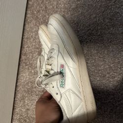 Reebok 7.5 Women’s 