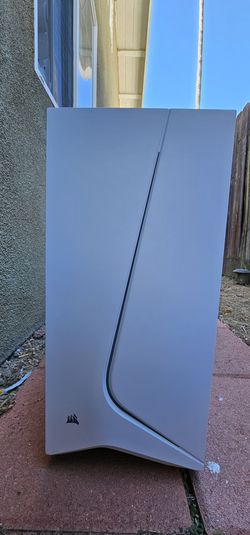 Corsair Mid Tower PC Case