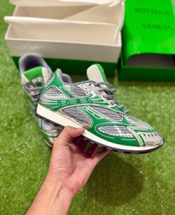 High-quality votega veneta  shoes, size 9