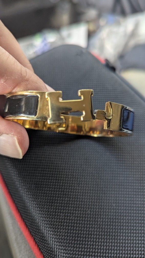 Hermes Clic H Bracelet - Black