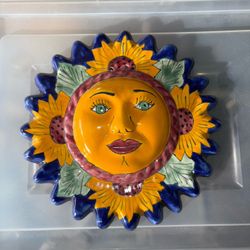 2 Different Sun Decors