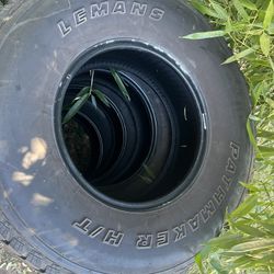 Tires 265/75R15