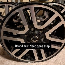 INEOS Grenadier OEM 8775 wheel rim
/ Best Offer
