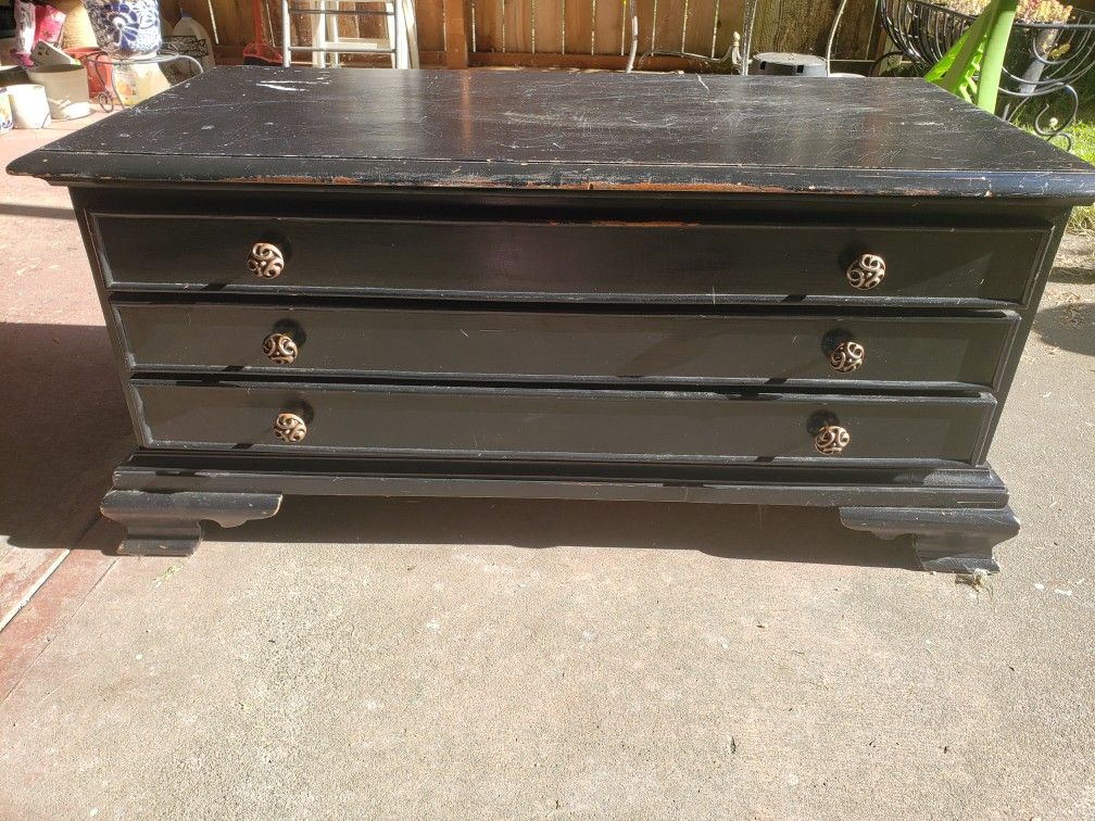 Black Chest