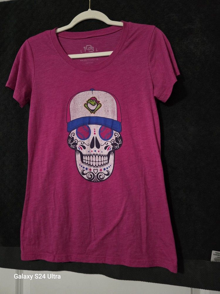 108 Stitches Brand Large Shirt