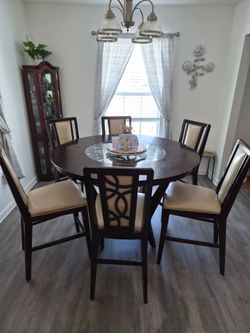 Dining table with 6 chairs