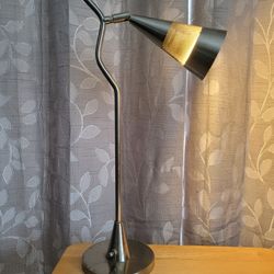 Vintage mid-century modern Adesso venus gooseneck table lamp 