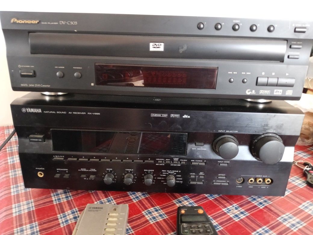 Vintage Receiver/amplifier 400Watts And Pioneer CD/DVD.Excellent Condition