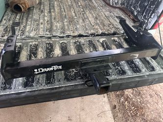 Rear trailer Hitch