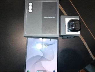 Samsung z fold 8 ultra 256 unlocked