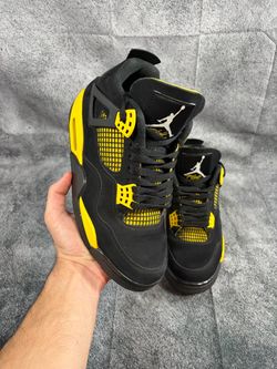 SIZE 8 | JORDAN 4 THUNDER NO BOX | PRE-OWNED