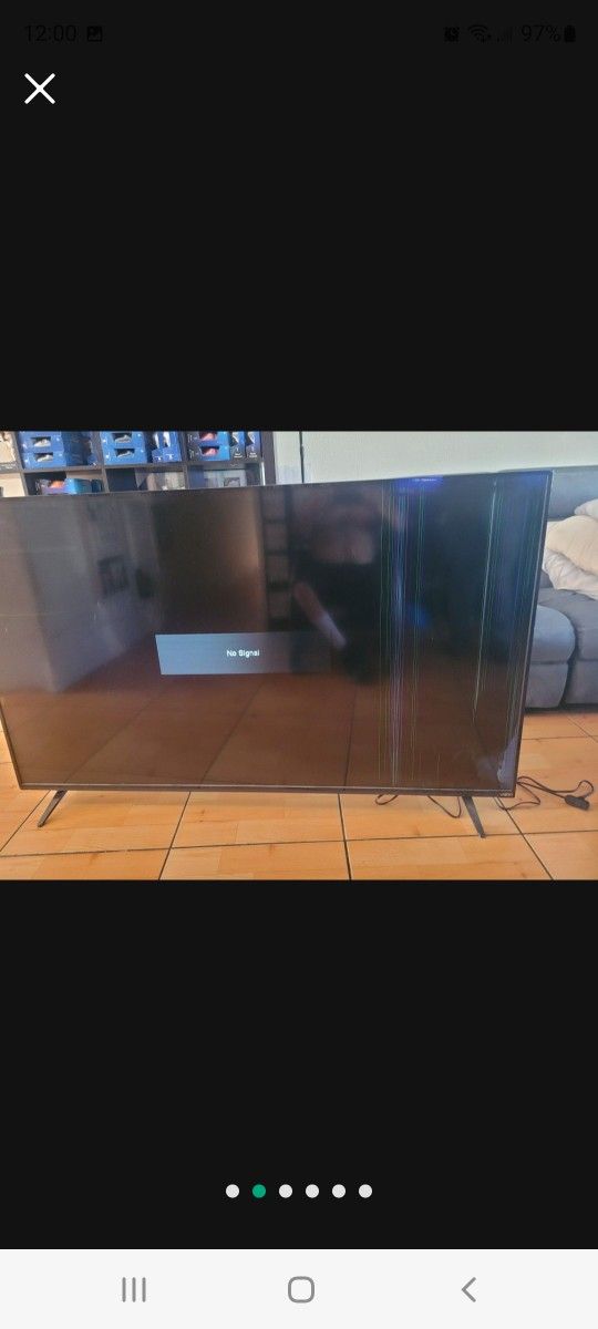 TV flat screen vizio 70 Inch Smart Tv Damaged Obo for Sale in Spring Valley, CA OfferUp