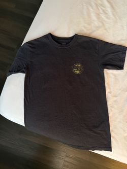 Men’s vans tshirt
