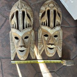 USED WOOD CARVED MASKS