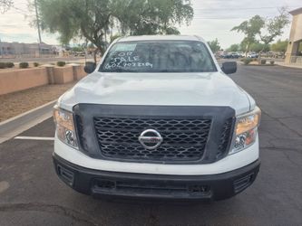 2017 Nissan Titan