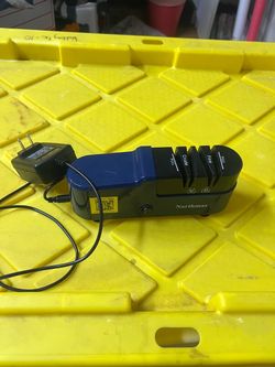 Knife sharpener