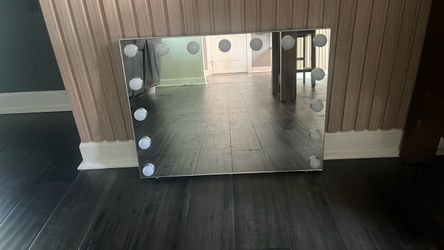 Make up / vanity mirror