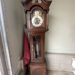 Ethan Allen Grandmother Clock