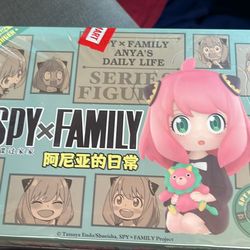 SEALED Spy x Family Anya’s Daily Life Box Set