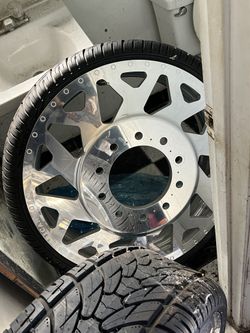 28 Inch Dually Rims And Tires