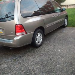 05 Ford Freeatar 4.2L