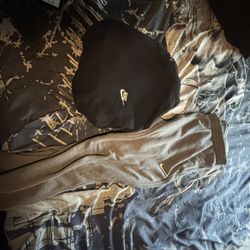 Nike Sweater And Sweats 