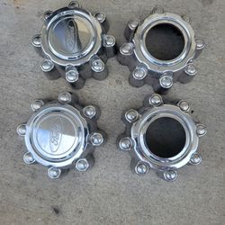 Ford F series Lug/hub Covers 8 Lug