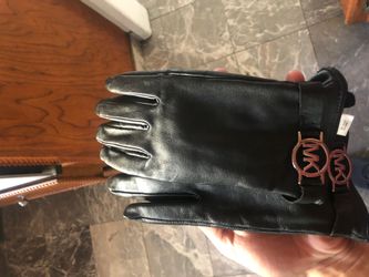 Michael Kors girls gloves black $40