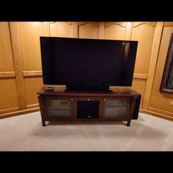 TV With Stand 