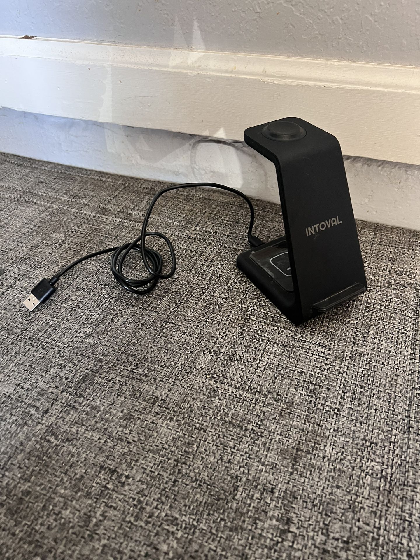 Wireless Phone And Apple Watch Charger 