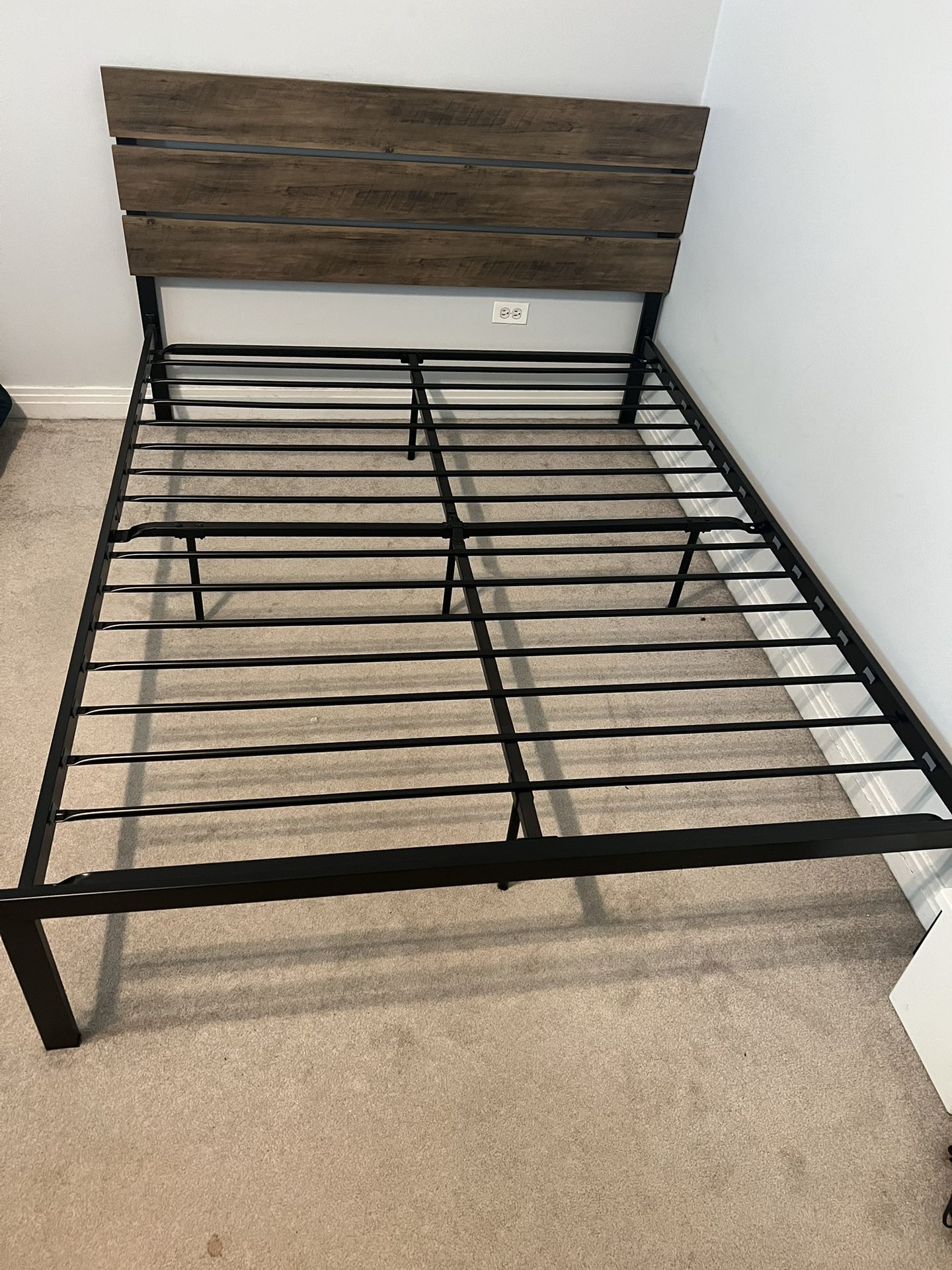 Bed Frame (queen/full)