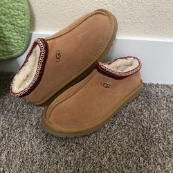 UGGs Tasmans