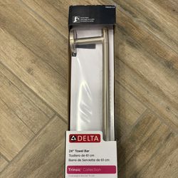 Delta Trinsic 24” Towel Bar Champagne Bronze