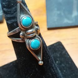 Sterling Silver Vintage Ring With Beautiful Sleeping Beauty Teardrop Turquoise