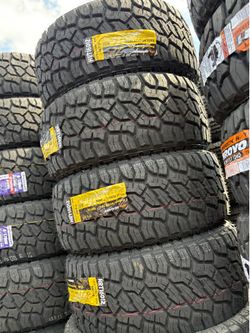 33*12.50r22 Vendo set de llantas Nuevas con 60.0000 millas de garantía