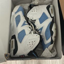 AIR JORDAN 6 Retro UNC ‘ 9