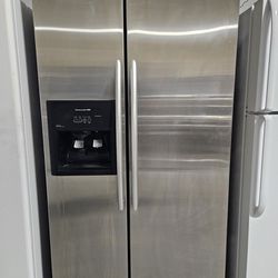Kitchenaid 25.5 CuFt  Stainless Steel Side By Side Refrigerator