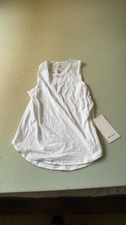 Lululemon white sports top