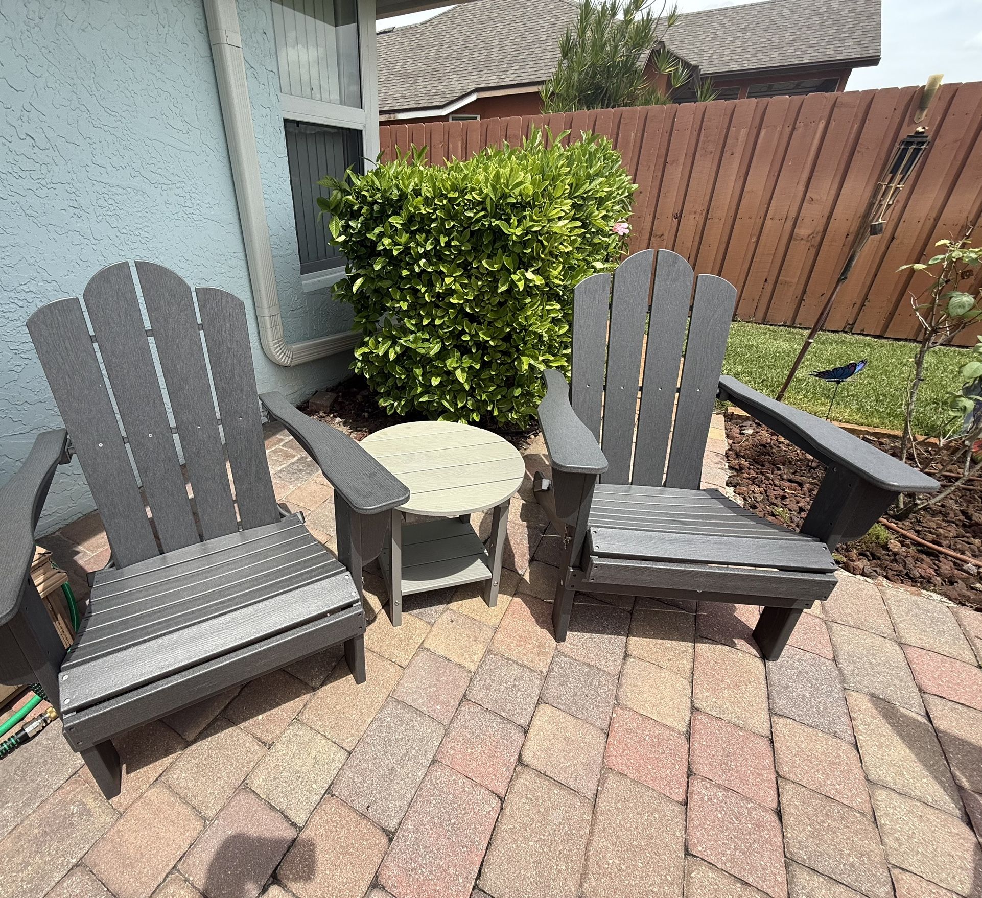 Folding Adirondack Chairs with Side Table