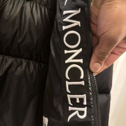 Moncler 