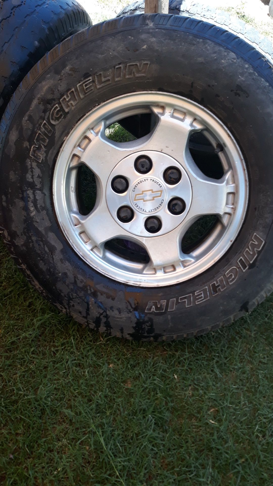 Chevrolet Silverado rims from 99 to 2005