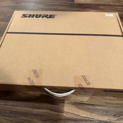 Shure ULXD4D Dual Receiver + 2 ULXD2 Beta58a Mic Transmitters - G57 - Brand New