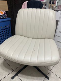 Criss Cross Chair
