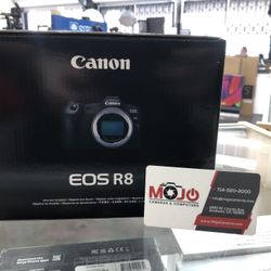 Canon R8 Camera Body 