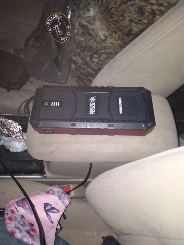 Matco Tools Versapro3 Jump Starter