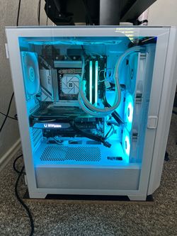Custom White Gaming PC with RTX 4060 8gb