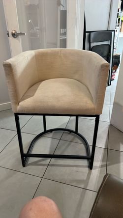 Cream Upholstered Counter Stool with Black Metal Base